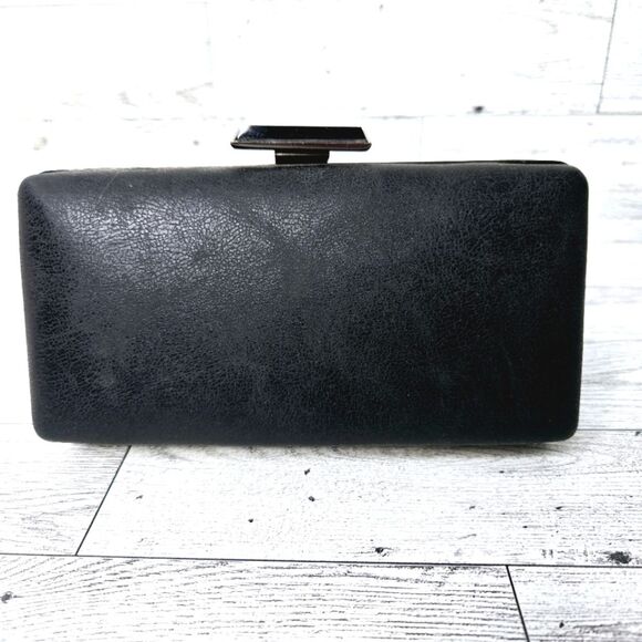 MMS Design Studio Hard Side Clam Shell Clutch Evening Special Occasion Bag - Picture 1 of 16